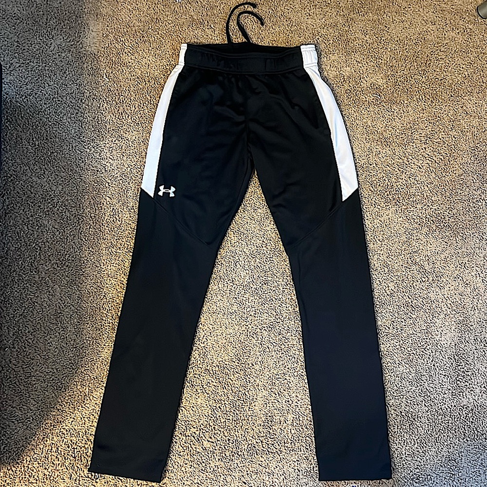 Under Armour loose sweatpants - Adult Small (Taking offers)